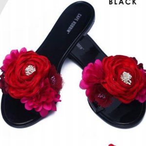 Floral decoration black slides Cape Robbin